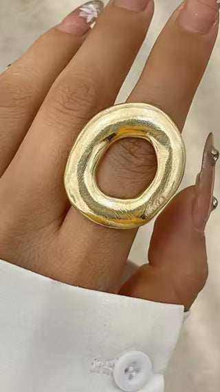 Circle Ring